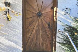 KLEINES RENOVIERUNGSBEDÜRFTIGES HÄUSCHEN MIT POTENZIAL AUF TRAUMGRUNDSTÜCK - BESTES OBERMENZING