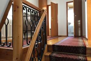 Sehr schönes freistehendes Einfamilienhaus/ Stadtvilla in beliebter Wohnlage mit Garten+ Garage – Immischstraße 1, 99510 Apolda – Vorschaubild 14