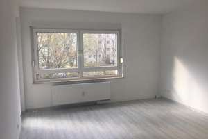 3-Zimmer-Wohnung in Wiesbaden-Klarenthal sucht Mieter – Otto-Wels-Str. 42, 65197 Klarenthal, Wiesbaden – Vorschaubild 1