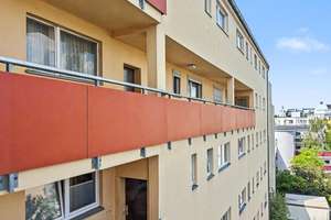 Bezugsfreie 3-Zimmer-Dachgeschosswohnung mit Balkon in City-Lage unweit Schloss Charlottenburg – Die vollständige Adresse der Immobilie erhältst du vom Anbieter., 10587 Charlottenburg, Berlin – Vorschaubild 11