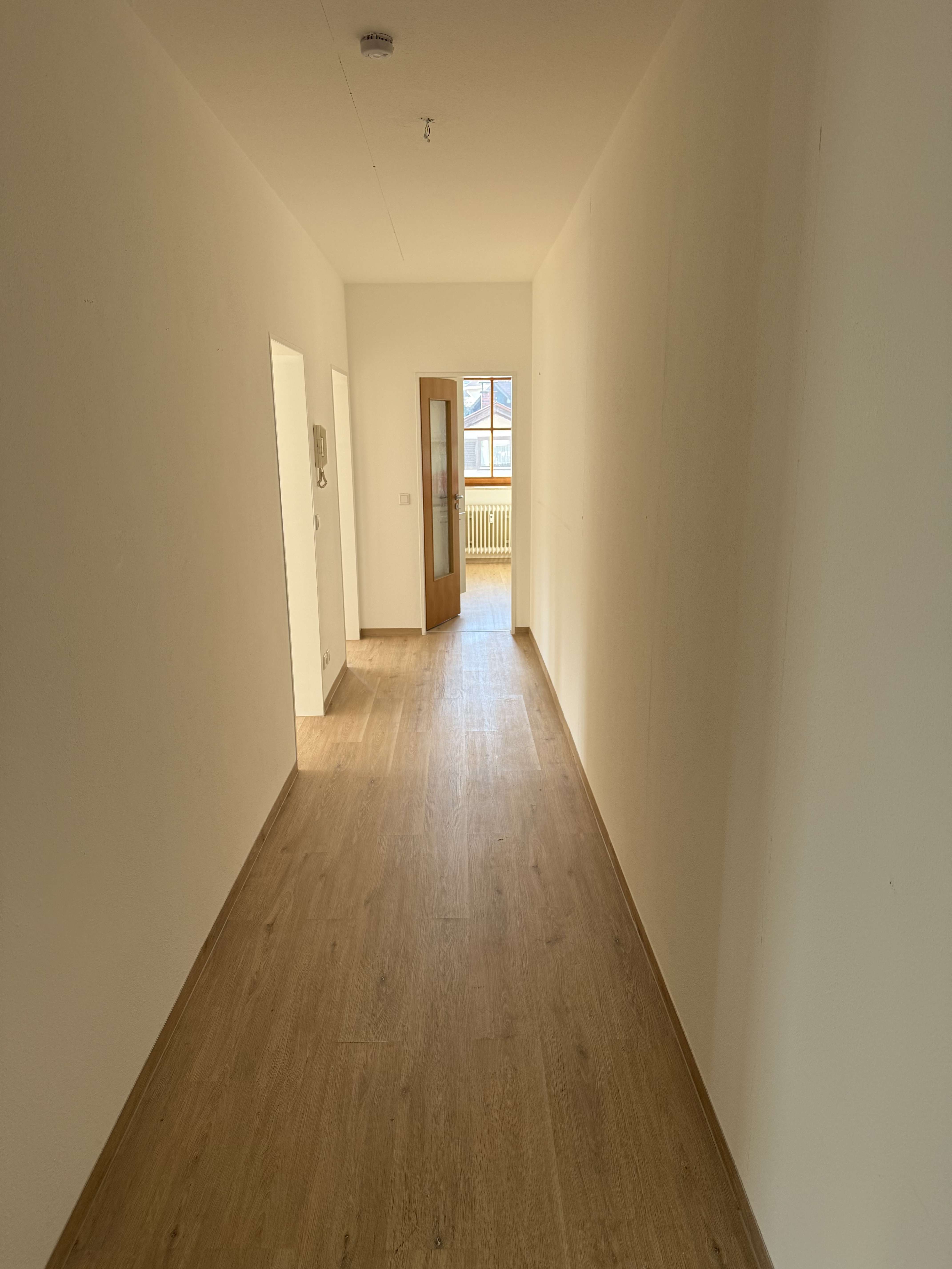 Immobilie in Kiefersfelden - I. I. TEAM: helle, großzügige 2-Zimmer-Wohnung mit 2 Balkonen im 2. OG  mit Lift - Bild 6