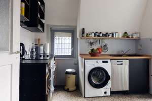 Gemütliche Dachgeschosswohnung mit Altbauflair und Südwestbalkon – vermietet & wertbeständig – Die vollständige Adresse der Immobilie erhältst du vom Anbieter., 70435 Zuffenhausen-Mitte, Stuttgart – Vorschaubild 4