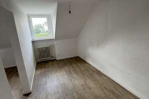 Attraktive 3,5-Zimmer-Dachgeschosswohnung in Duisburg – Freidrich-Wilhelm-Str. 24, 47051 Dellviertel, Duisburg – Vorschaubild 18