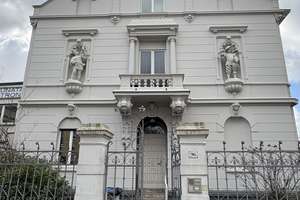 Helles Apartment in alter Fabrikantenvilla