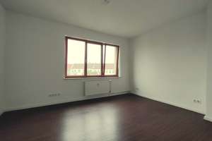 2010 saniert - helle, gut geschnittene 2-Zimmer-Wohnung mit großem Südbalkon – Bänschstraße 64, 10247 Friedrichshain, Berlin – Vorschaubild 3