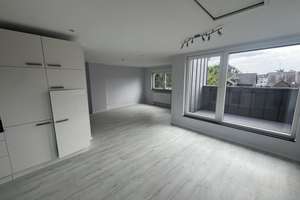 58 qm DG Wohnung renoviert mit Küche – Acklerstr. 13, 46117 Heide, Oberhausen – Vorschaubild 3