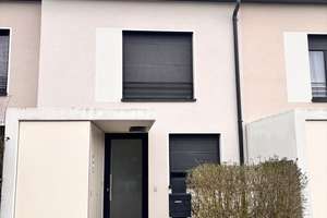 Premium-Reihenhaus mit Garten & Energieeffizienz A- Erlangen-Eltersdorf – Die vollständige Adresse der Immobilie erhältst du vom Anbieter., 91058 St. Egidien, Erlangen – Vorschaubild 1