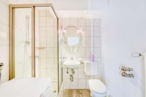 Property thumbnail 9