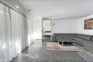 Schöne möblierte 2-Zimmer-Souterrain-Wohnung  – Niederfeldstraße 124, 68199 Mannheim – Vorschaubild 2