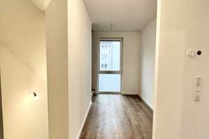 Attraktives 5-Zimmer-Haus mit gehobener Innenausstattung und EBK in Kelkheim Kelkheim (Taunus) – Rotebergstraße 3a, 65779 Main-Taunus-Kreis – Vorschaubild 3