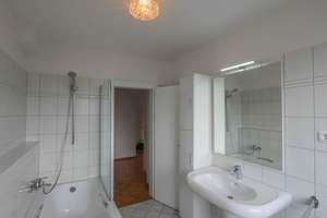 Traumhafte 3-Zimmer-Wohnung mit sonnigem Balkon – Graditzer Straße 89, 50735 Niehl, Köln – Vorschaubild 9