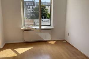 Vollständig renovierte 2,5-Zimmer-Wohnung im beliebten Saarlandstraßenviertel 