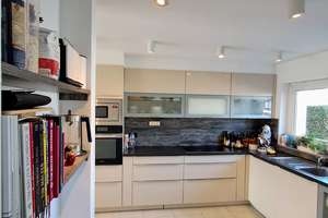 Ruhig & zentral: Modernisiertes Reihenmittelhaus mit lichtdurchflutetem Wohn- und Essbereich  – Gerstenstrasse 41, 70599 Plieningen (Ortsteil), Stuttgart – Vorschaubild 4