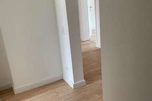 WG-Zimmer frei ab 01.11. 26 – MITTE Wiesbaden, günstige Nebenkosten und Helles Zimmer – Rheinstraße 62, 65185 Mitte, Wiesbaden – Vorschaubild 8