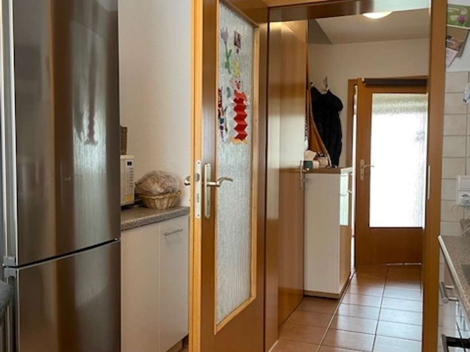 EG Blick von Küche Ri Hauseing
