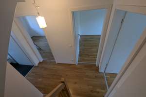 Geräumiges Reihenhaus mit 5 Schlafzimmern, Hobbykeller, TG-Stellplatz, Solar in Sauerlach – 82054 Sauerlach – Vorschaubild 14