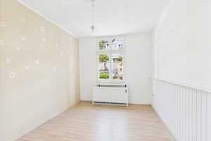 Charmantes Zweifamilienhaus mit einer Gesamtfläche von 270 m² mit Garten in der Lenneper Altstadt! – Remscheid – Vorschaubild 10