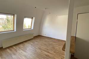 helle Maisonettewohnung, sehr ruhige Lage, für 1 Person, geräumiges Studentenapartment – Mauerstraße 95, 52064 Sankt Jakob, Aachen – Vorschaubild 2