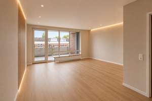 Toll geschnittene 3- Zimmer-Wohnung mit Balkon – 23556 Sankt Lorenz Nord, Lübeck – Vorschaubild 2