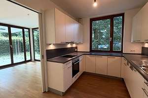 Ruhige, mod. Maisonette-ETW in Rissen mit EBK, 3 Bädern, Süd/West-Terrasse, Garten + TG-Stellplatz
 – Die vollständige Adresse der Immobilie erhältst du vom Anbieter., 22559 Rissen, Hamburg – Vorschaubild 10