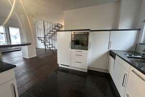 Wohnen über den Dächern von Stuttgart – Traumhafte Maisonette-Wohnung mit Sonnenterrasse & Weitblick – Die vollständige Adresse der Immobilie erhältst du vom Anbieter., 70599 Schönberg, Stuttgart – Vorschaubild 2
