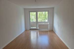 Familienfreundliche 3-Raum-Wohnung mit Balkon sucht nette Mieter – 4249 Großzschocher, Leipzig – Vorschaubild 6