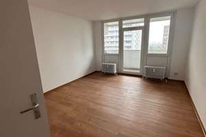 Modernisierte 3-Zimmer-Wohnung mit Balkon zu vermieten! – 60433 Frankfurter Berg, Frankfurt am Main – Vorschaubild 4