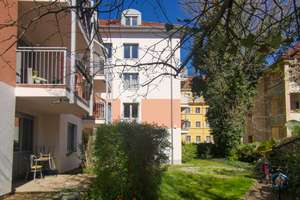 Umfassend sanierte 2RW mit sonnigem Balkon und Garage in ruhiger Lage – Die vollständige Adresse der Immobilie erhältst du vom Anbieter., 4177 Altlindenau, Leipzig – Vorschaubild 1