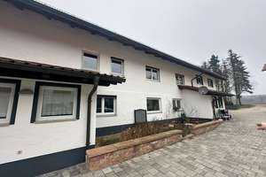 Anwesen mit 5 Wohnungen und Nebengebäuden Nähe Neuhaus am Inn – Die vollständige Adresse der Immobilie erhältst du vom Anbieter., 94152 Neuhaus am Inn – Vorschaubild 1