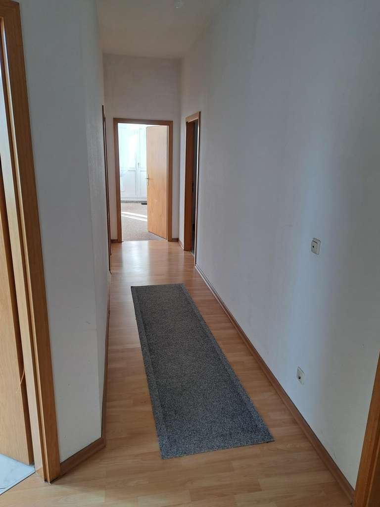 Immobilie in Bad Elster - Lichtdurchflutete großzügige 3-Zimmer Erdgeschosswohnung - Bild 3