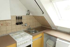 Provisionsfrei: 1-Zimmer-DG-Wohnung mit Balkon in Hamburg Jenfeld – Zehlendorfer Weg 16, 22045 Jenfeld, Hamburg – Vorschaubild 8