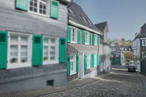 Historisches Fachwerkhaus in Bestlage – direkt am Gräfrather Marktplatz – Die vollständige Adresse der Immobilie erhältst du vom Anbieter., 42653 Gräfrath, Solingen – Vorschaubild 2