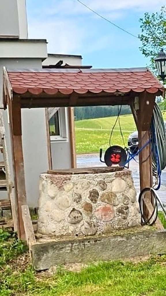 Immobilie in Surberg - Einzigartiges Anwesen mit Geschichte: Charmantes Bahnwärterhaus auf großem Grundstück - Bild 2