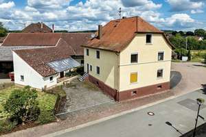 Wer das Besondere sucht, wird hier fündig: Ehemaliges Bauernhaus mit Scheune und Stallungen!  – Die vollständige Adresse der Immobilie erhältst du vom Anbieter., 74749 Rosenberg – Vorschaubild 4