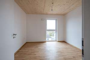 Erstbezug : Modern wohnen. Natürlich leben. Stadtnah zuhause sein. – Leipheimer Straße 54, 89233 Neu-Ulm – Vorschaubild 9