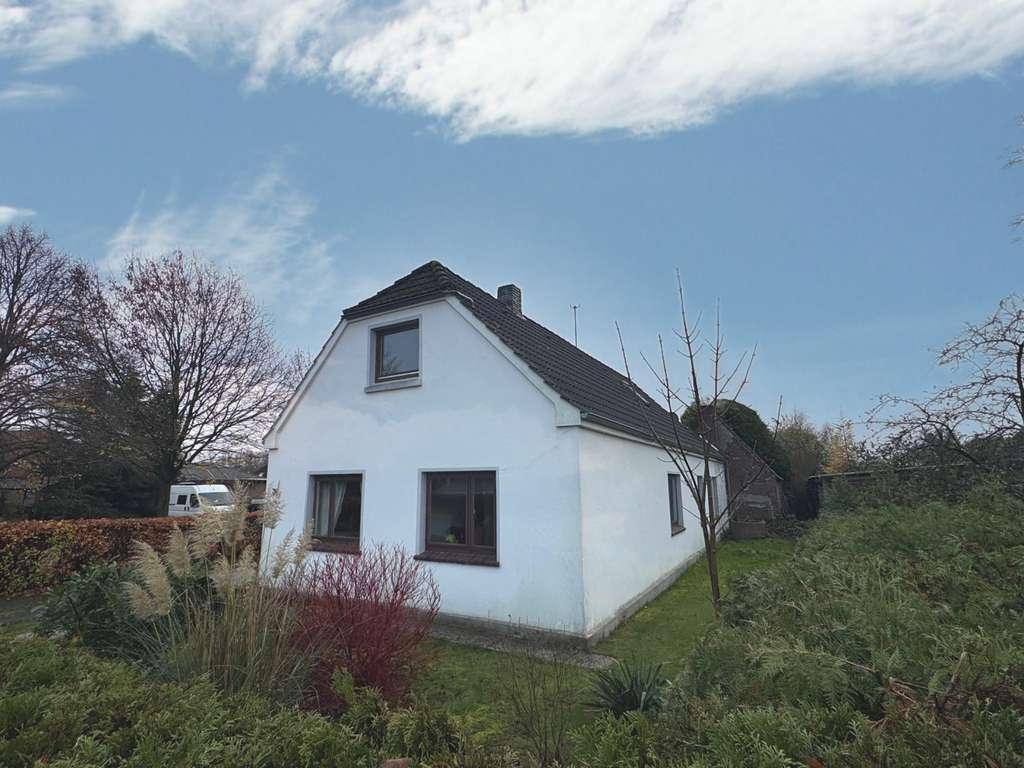 Immobilie in Zetel - Idyllische Lage im Einklang mit der Natur - Bild 1