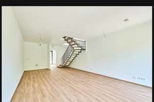 Wohnen am Hofgarten: Moderne 94 m² Maisonette | EBK Übernahme – 96450 Mitte, Coburg – Vorschaubild 9