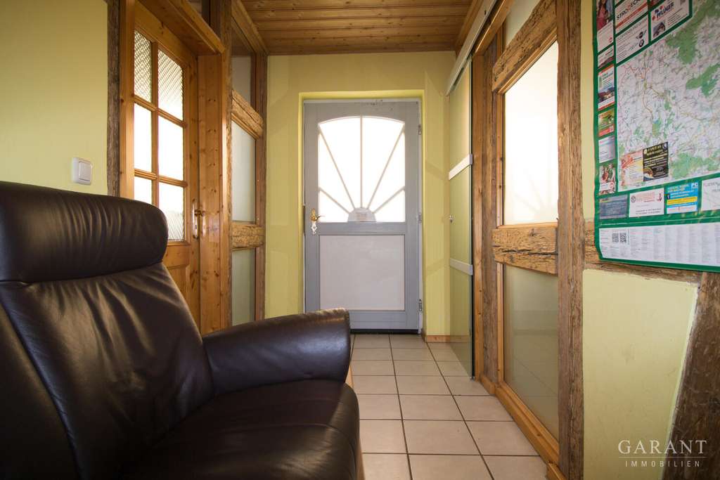 Immobilie in Uffenheim - Wohn- und Geschäftshaus - Vermietetes Mehrfamilienhaus trifft flexible Gewerbefläche - Bild 3