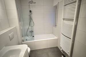 Erstbezug nach Renovierung – modern möbliert mit Balkon und Garagenstellplatz – 60486 Bockenheim, Frankfurt am Main – Vorschaubild 12