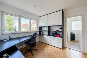 Urbanes Wohnen im Grünen: 5-Zimmer-Wohnung, zwei Balkone, eine Garage und Stellplatz! – Die vollständige Adresse der Immobilie erhältst du vom Anbieter., 70195 Botnang-Ost, Stuttgart – Vorschaubild 11