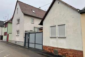 RENOVIERUNGSBEDÜRFTIGES & GROßZÜGIGES MEHRGENERATIONENHAUS MIT VIEL POTENZIAL – Die vollständige Adresse der Immobilie erhältst du vom Anbieter., 65193 Sindlingen, Frankfurt am Main – Vorschaubild 11