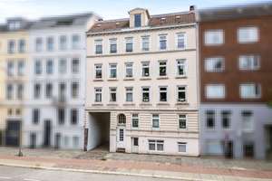 Uhlenhorst: Gepflegte Altbauwohnung mit Charme, Perspektive & aktiver WEG – Die vollständige Adresse der Immobilie erhältst du vom Anbieter., 22085 Barmbek-Süd, Hamburg – Vorschaubild 3