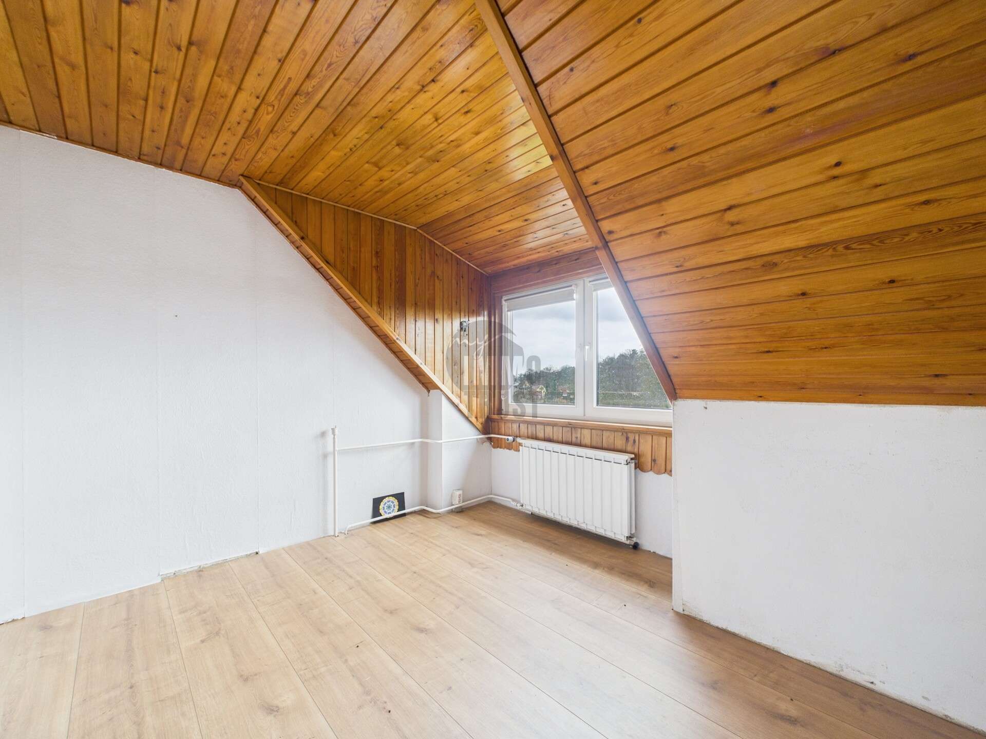 Immobilie in Boitzenburger Land - RUHEOASE AM DORFRAND MIT GROSSZÜGIGEM GRUNDSTÜCK UND SCHLOSSPANORAMA - Bild 2