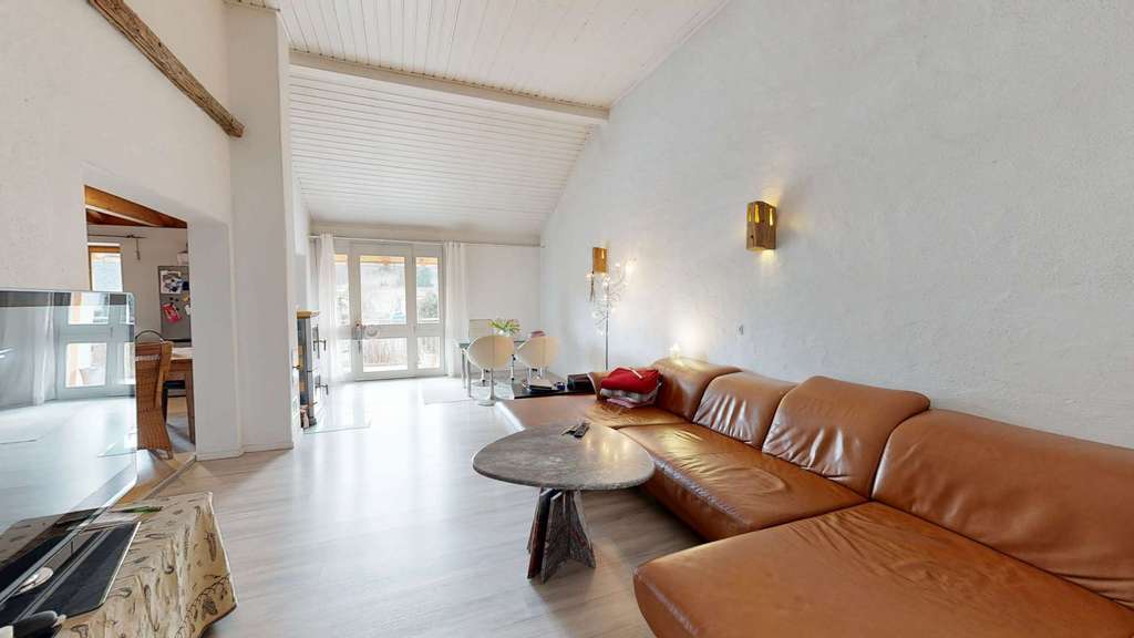 Immobilie in Saldenburg - Mehrgenerationenanwesen mit Scheune, Pferdehaltung und landwirtschaftlichen Flächen in Saldenburg - Bild 4