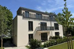 Erstbezug - Einladende, sonnige 2-Zimmer-Terrassenwohnung mit kleinem Garten. Beste Infrastruktur. – Die vollständige Adresse der Immobilie erhältst du vom Anbieter., 81375 Neuhadern, München – Vorschaubild 2