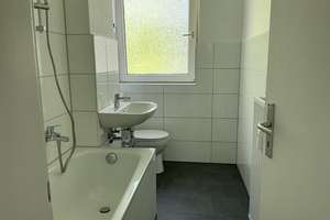 3-Zimmer-Wohnung in Gelsenkirchen Hassel – Wiebringhausstraße 9, 45896 Hassel, Gelsenkirchen – Vorschaubild 2