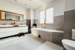 Einzigartiges Einfamilienhaus: 9-Zimmer-Haus mit Kamin, Garten & Scheune – Hildesheim (Kreis) – Vorschaubild 6
