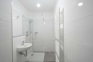 Modernisiertes Top-Apartment im Herzen von KR-Uerdingen – Nikolausweg 11, 47829 Uerdingen, Krefeld – Vorschaubild 6