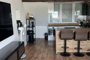 Stilvoll modernisiert und voll möblierte 2,5-Zimmer-Wohnung in Duisburg – Dinslaker Straße 36, 47169 Wehofen, Duisburg – Vorschaubild 5