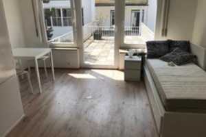 möbliertes 1-Zimmer-Apartment mit Terrasse – Stuttgart – Vorschaubild 1